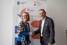 prof. Elena Woodacre