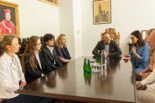 Wręczenie dyplomów w konkursie podcastów zorganizowanym dla studentów Wydziału Historycznego i Wydziału Filologicznego UG