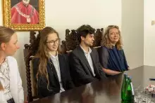 Wręczenie dyplomów w konkursie podcastów zorganizowanym dla studentów Wydziału Historycznego i Wydziału Filologicznego UG