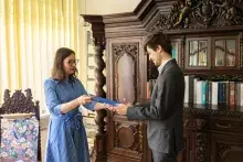 Wręczenie dyplomów w konkursie podcastów zorganizowanym dla studentów Wydziału Historycznego i Wydziału Filologicznego UG