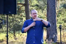 „Im mniej wiem, tym lepiej śpię”? - relacja z popularnonaukowej dyskusji z cyklu „Letnie Spotkania z Nauką”