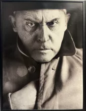 Portret Witkacego na wystawie