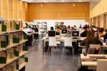 studenci w Bibliotece Uniwersyteckiej UBO w Breście