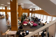 studenci w Bibliotece Uniwersyteckiej UBO w Breście