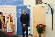 Uroczyste nadanie imienia Profesora Jerzego Sampa jednej z auli w budynku Wydziału Filologicznego i Wydziału Historycznego Uniwersytetu Gdańskiego 