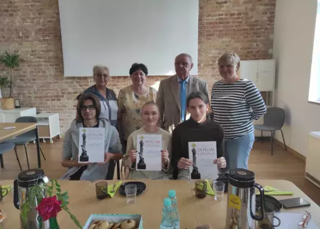Wyróżnienie dla studentów "Archiwistyki i zarządzania dokumentacją"