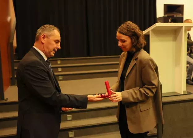 Medale Komisji Edukacji Narodowej oraz nagrody jubileuszowe dla pracowników UG