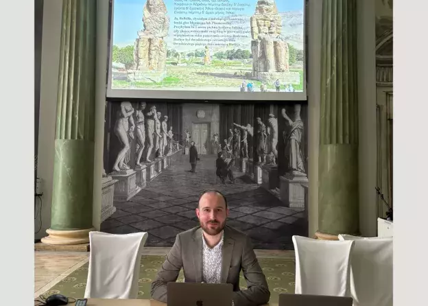 Doktorant Szkoły Doktorskiej przy Wydziale Historycznym UG, mgr Wojciech Wierzbicki z…